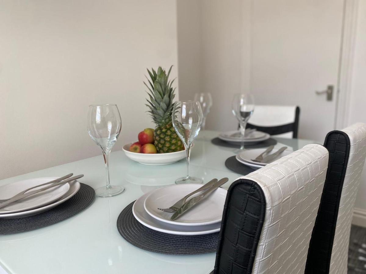 Cosy Cheerful 2 Bedrooms Near Piccadilly, Etihad Stadium Sleeps Up To 5 Manchester Luaran gambar